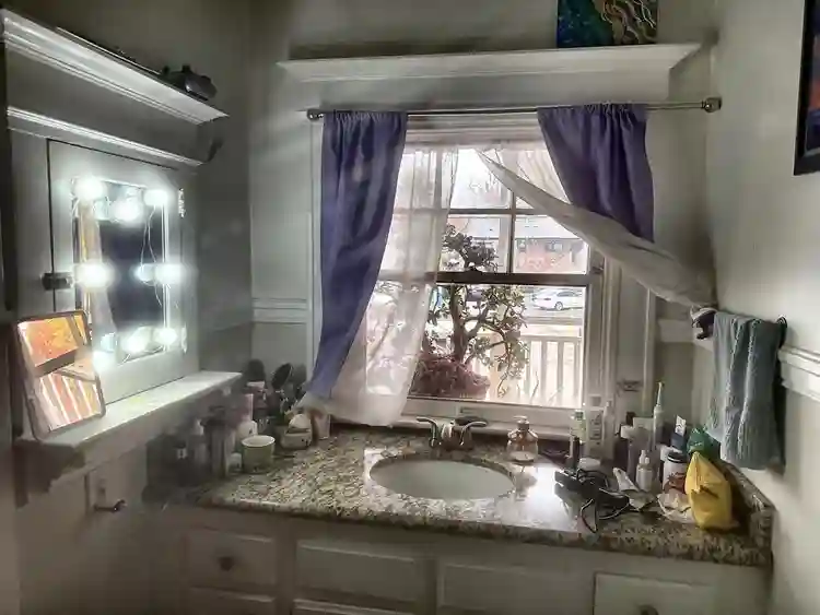 Midtown Private Room for Rent