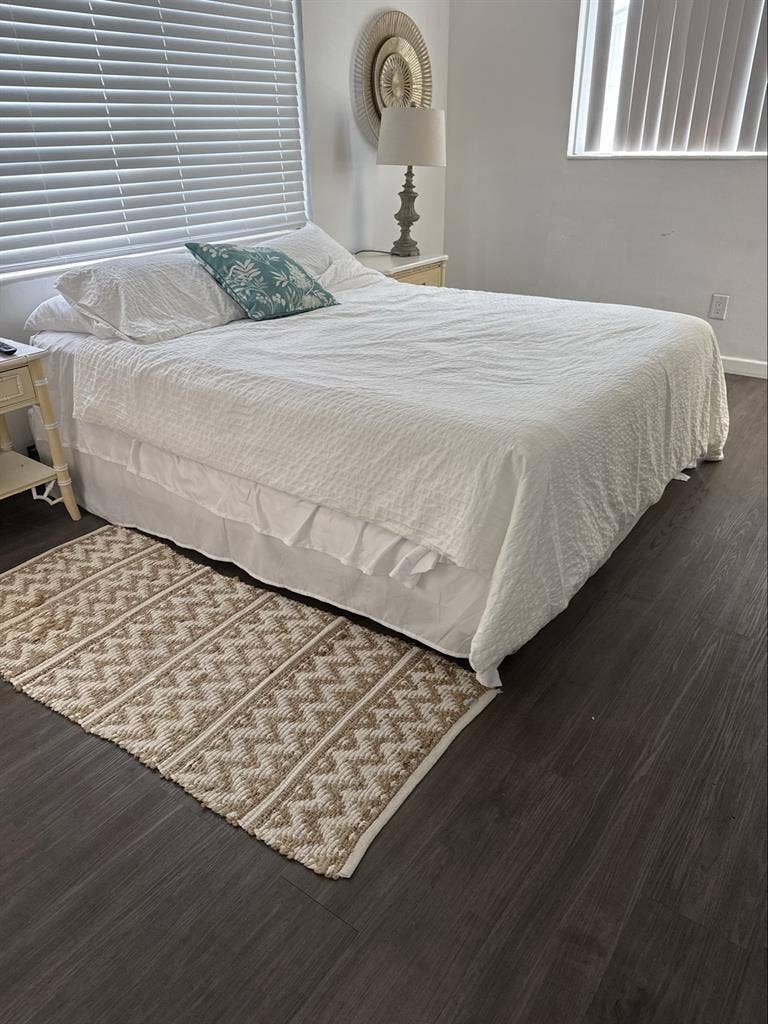 Furnished Room Available Jan