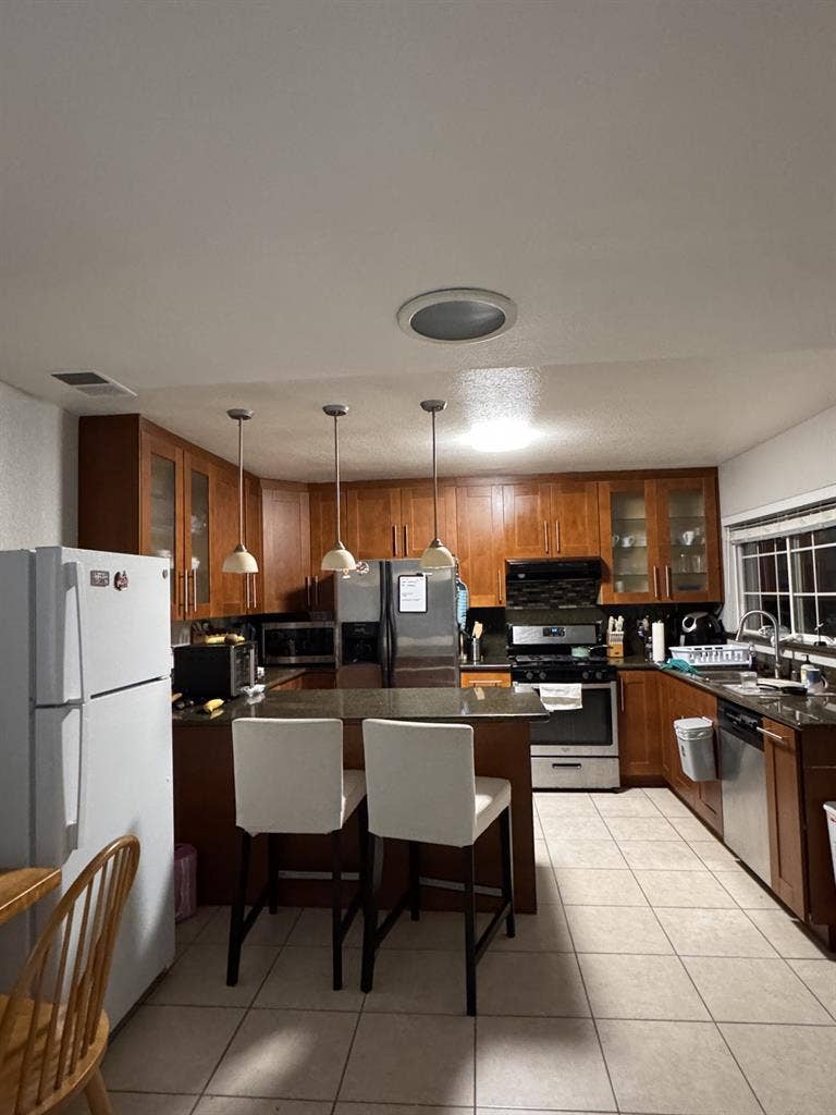 PRIVATE ROOM SAN RAMON - FEMALE