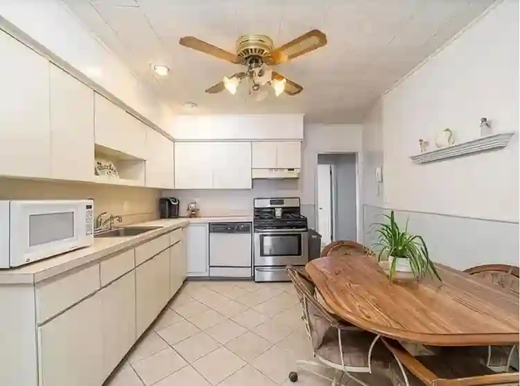 Bayonne 3-Bedroom Apt