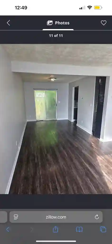 Looking for a female roommate