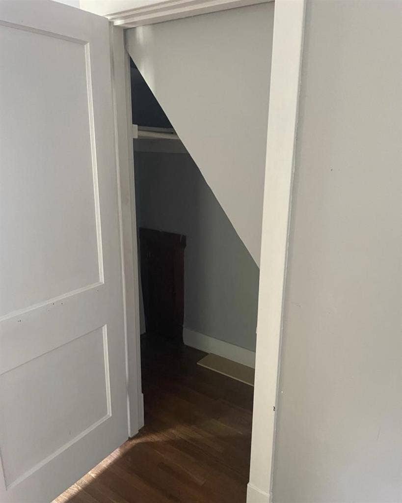 Looking for Roommates