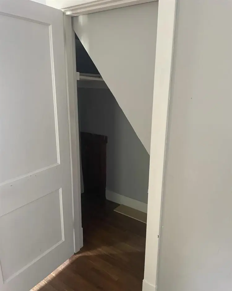 Looking for Roommates