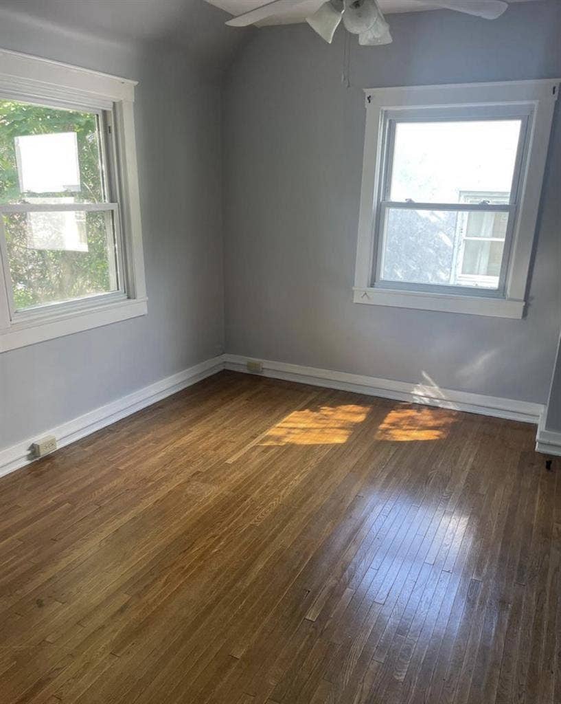 Looking for Roommates