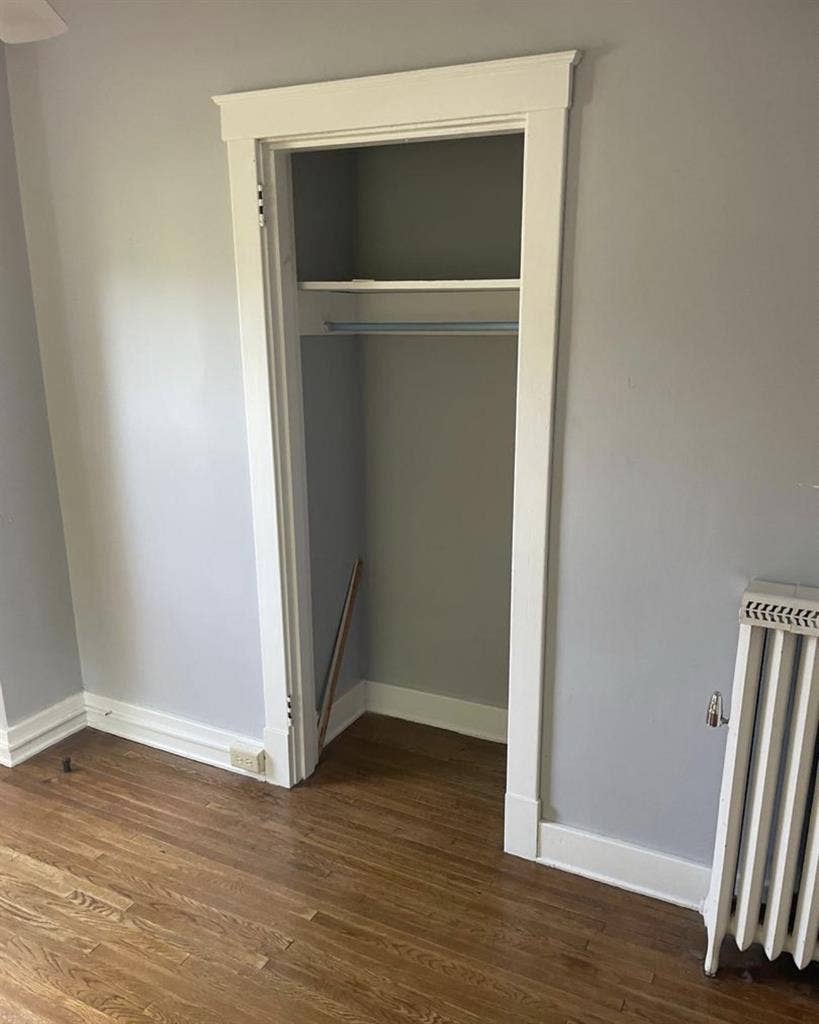 Looking for Roommates