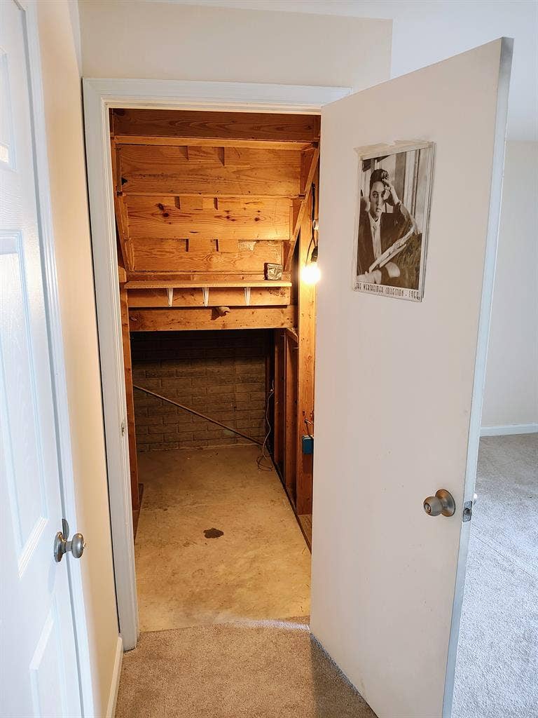 Beautiful Basement Studio