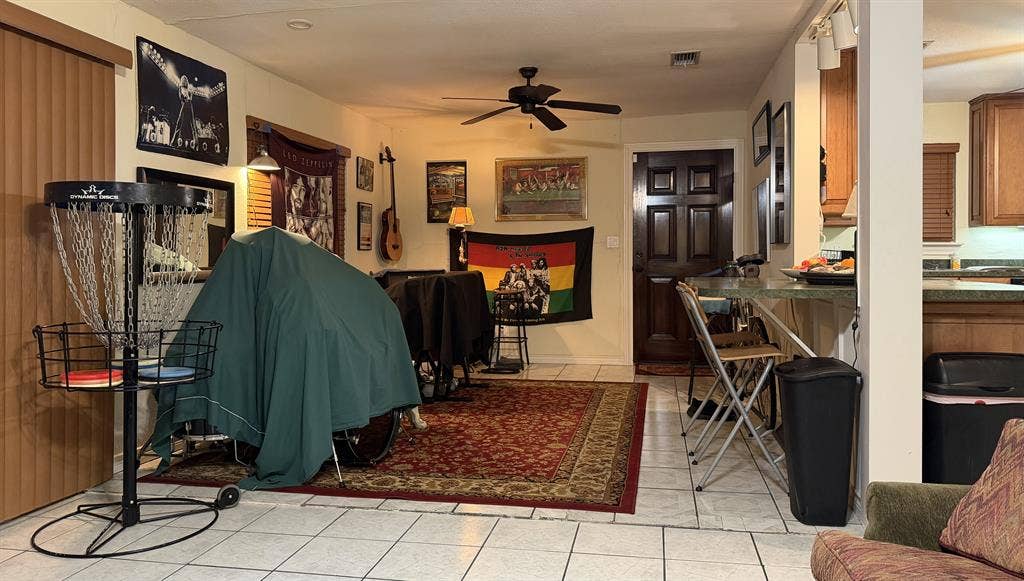 Seeking 3rd Roommate - East Austin