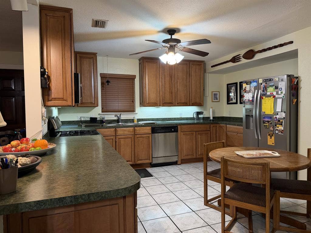 Seeking 3rd Roommate - East Austin