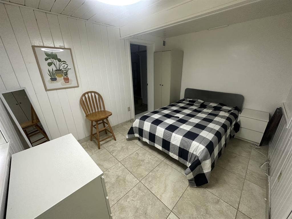 6 BR in Jacksonville