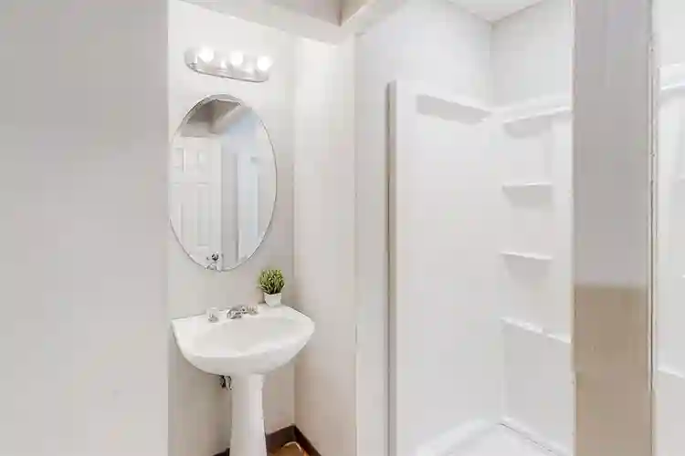 5 BR in Stone Mountain