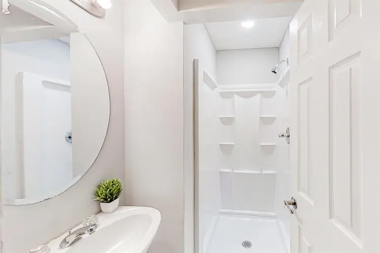 5 BR in Stone Mountain