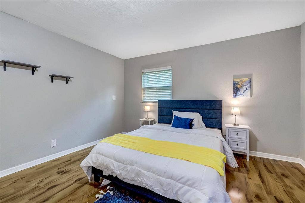 8 BR in Jacksonville