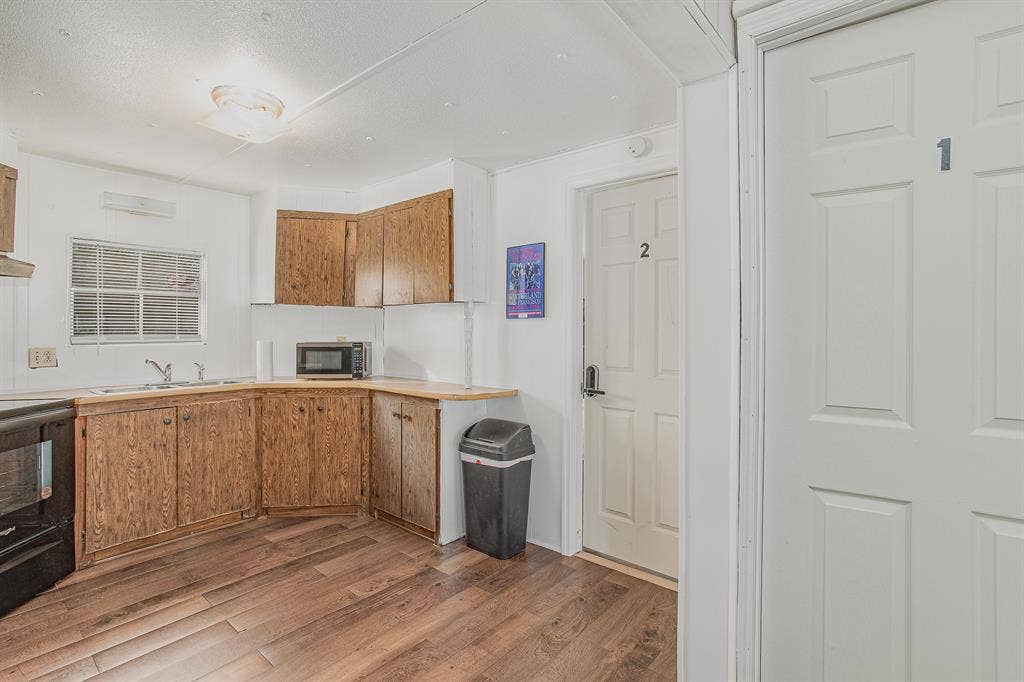 6 BR in Jacksonville