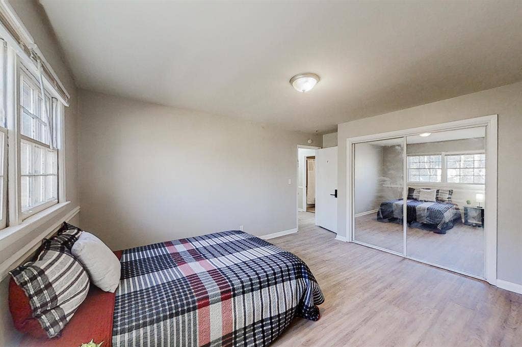 9 BR in Atlanta