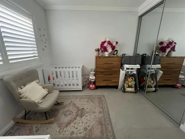 Full House for short term rent.