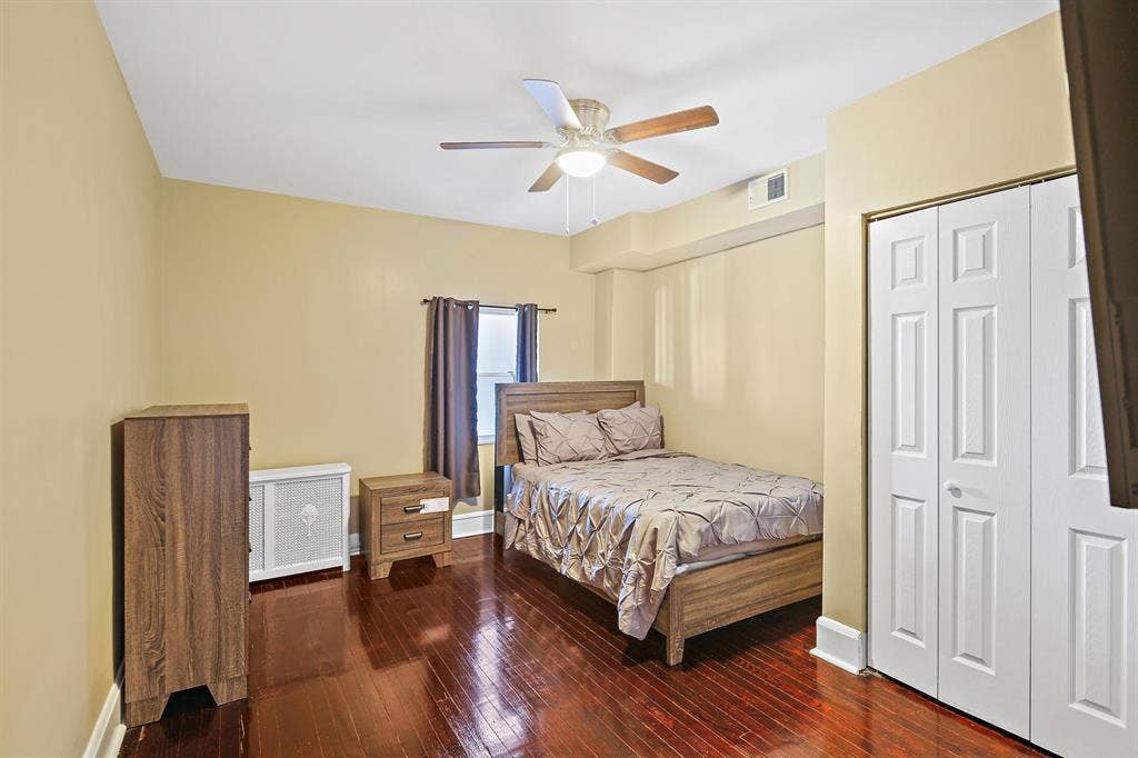 6 BR in Baltimore