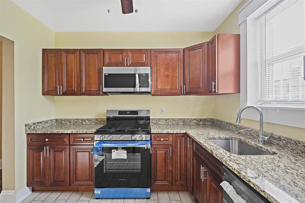 6 BR in Baltimore