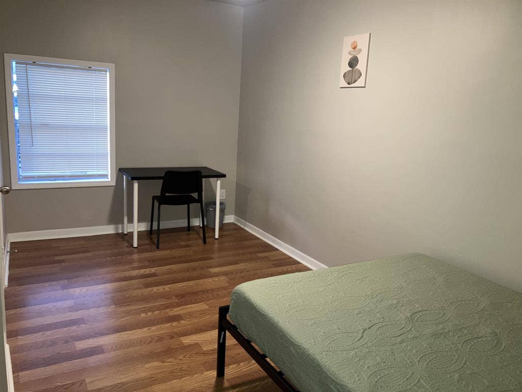 6 BR in Houston