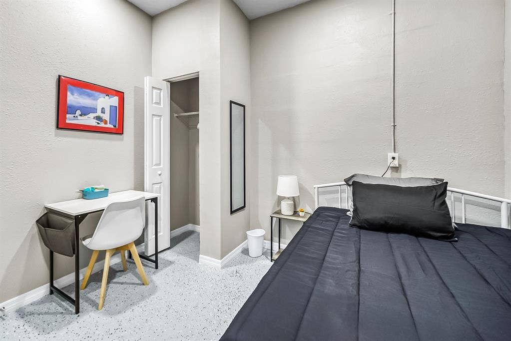 7 BR in Jacksonville