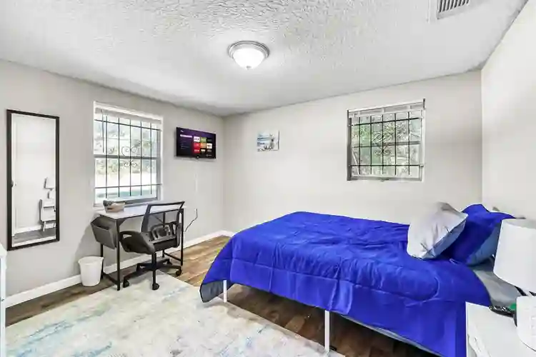 7 BR in Jacksonville