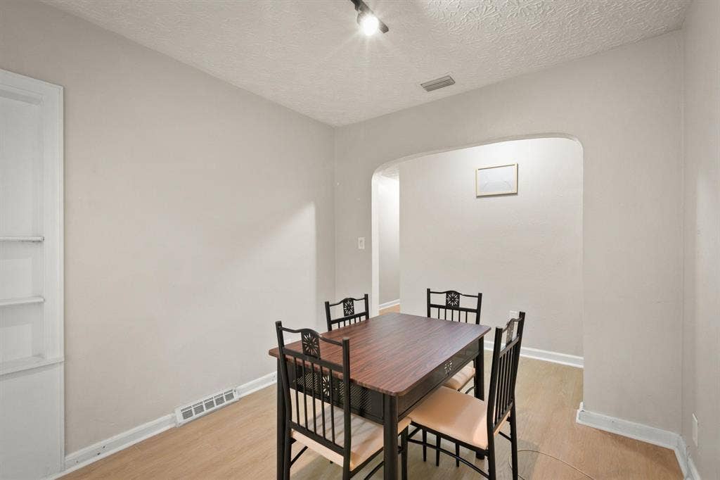 8 BR in Jacksonville