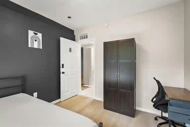 8 BR in Jacksonville