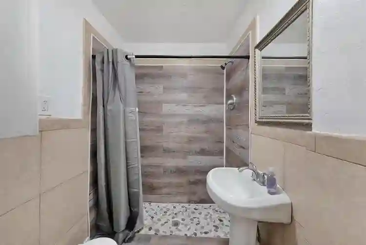 5 BR in St. Petersburg