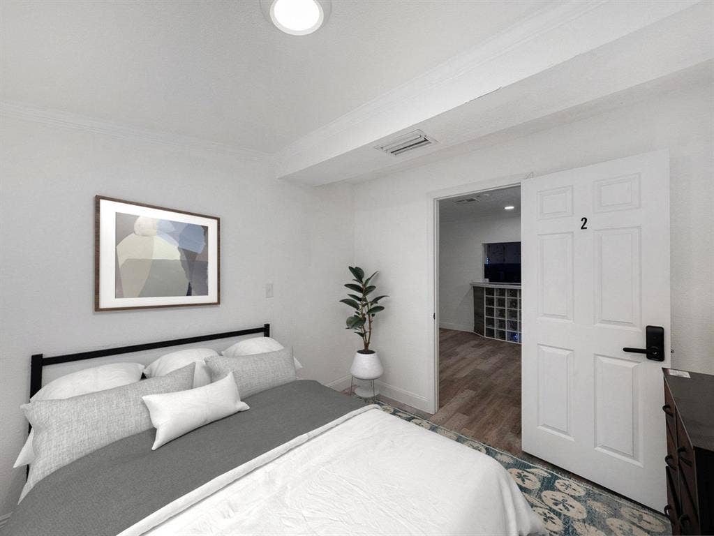 5 BR in St. Petersburg