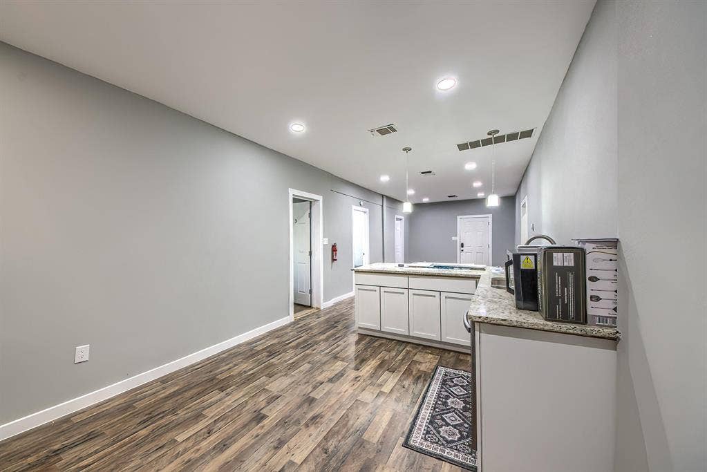 6 BR in San Antonio