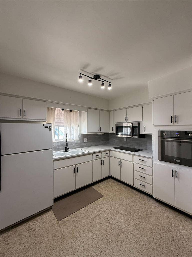 5 BR in Sarasota
