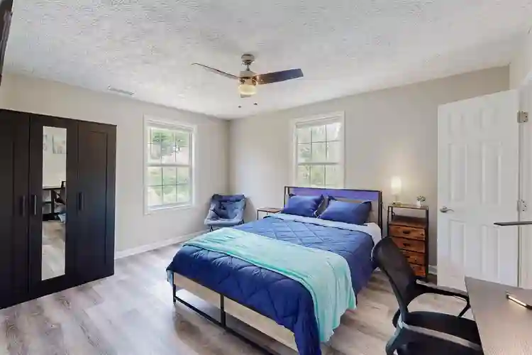 4 BR in Atlanta