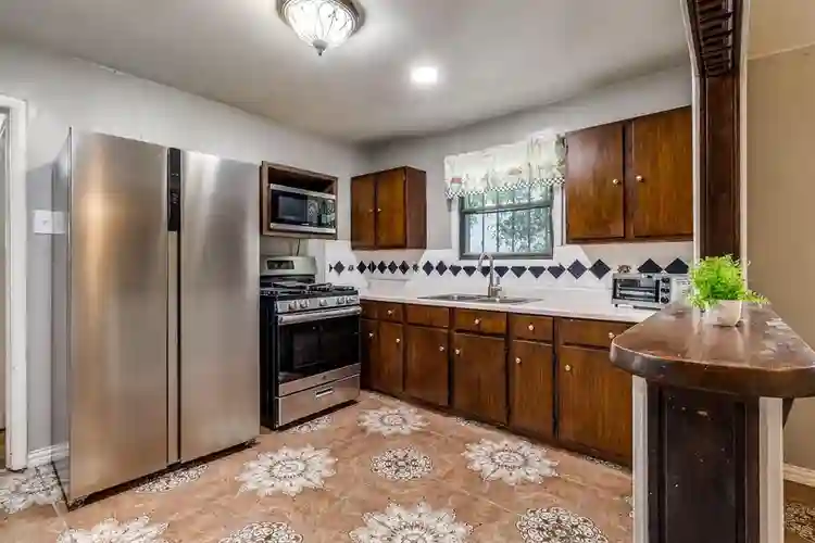 7 BR in Dallas