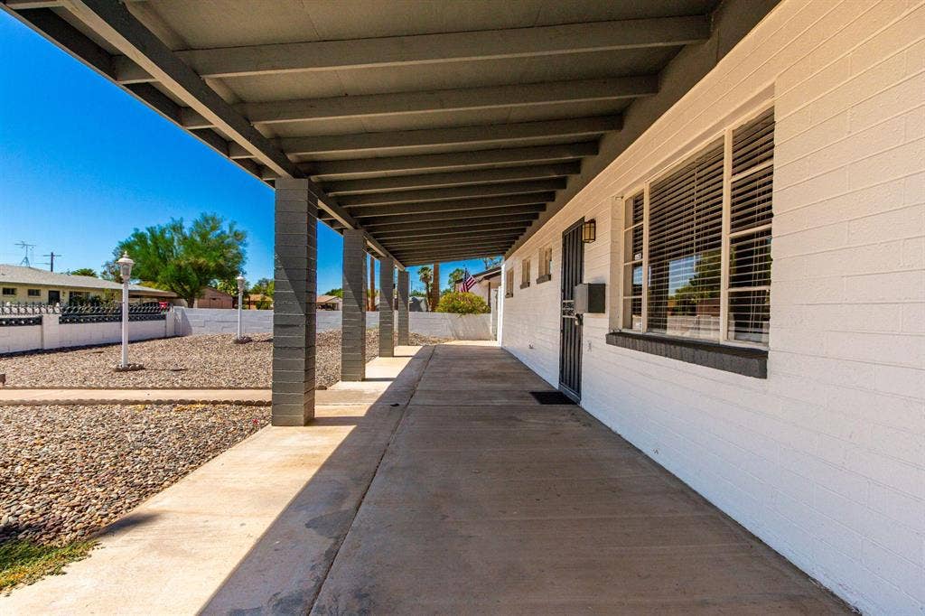 8 BR in Phoenix