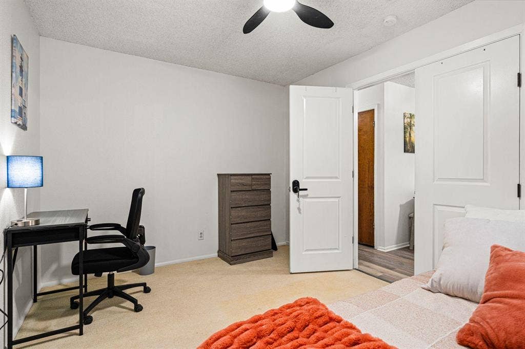 5 BR in Live Oak