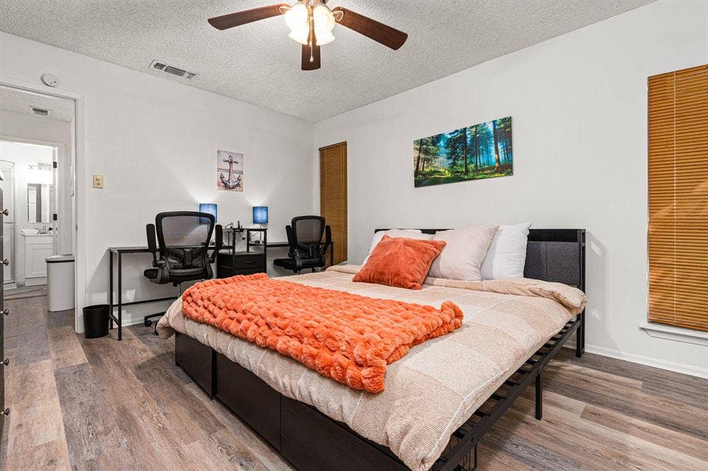5 BR in Live Oak