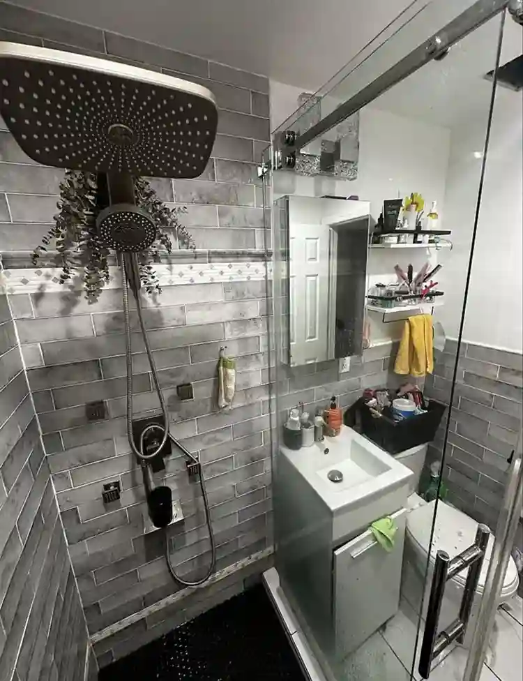 SPACIOUS ONE-BEDROOM FOR RENT