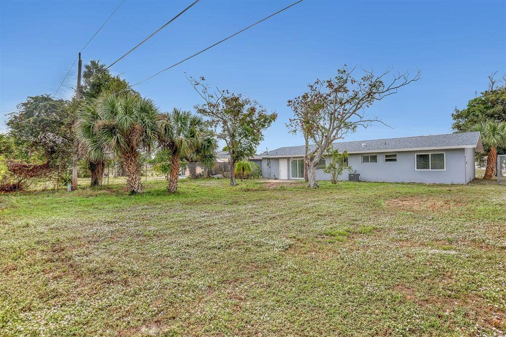 5 BR in Palm Bay