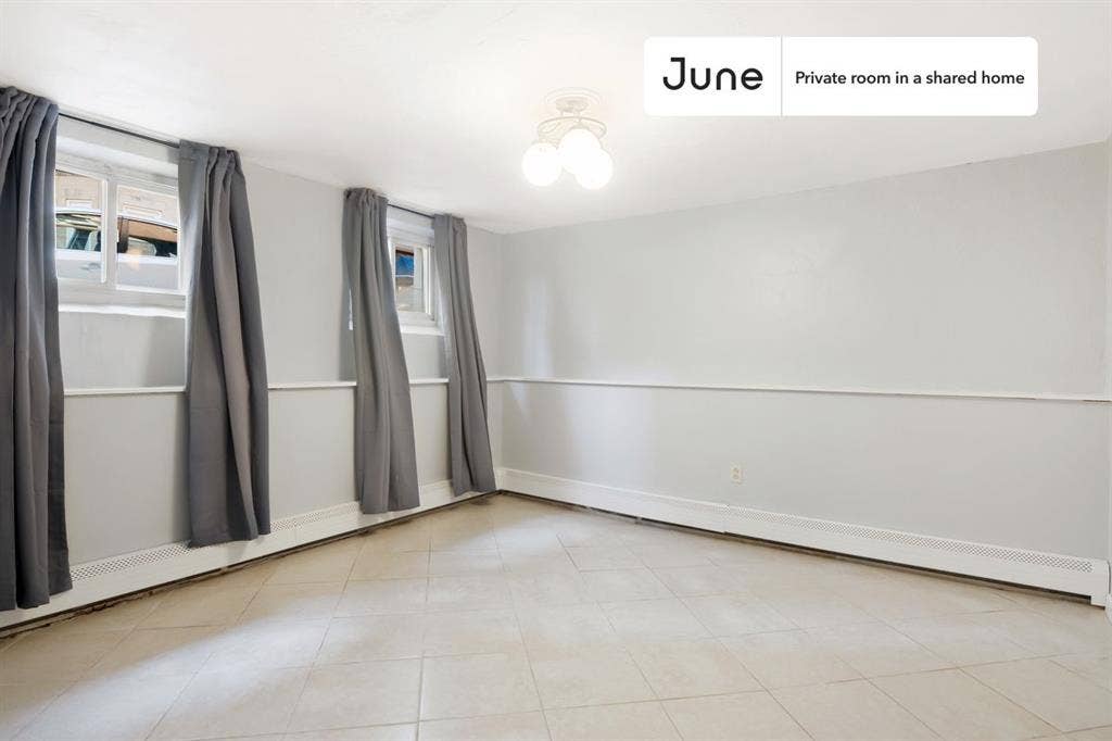 6 BR in Boston