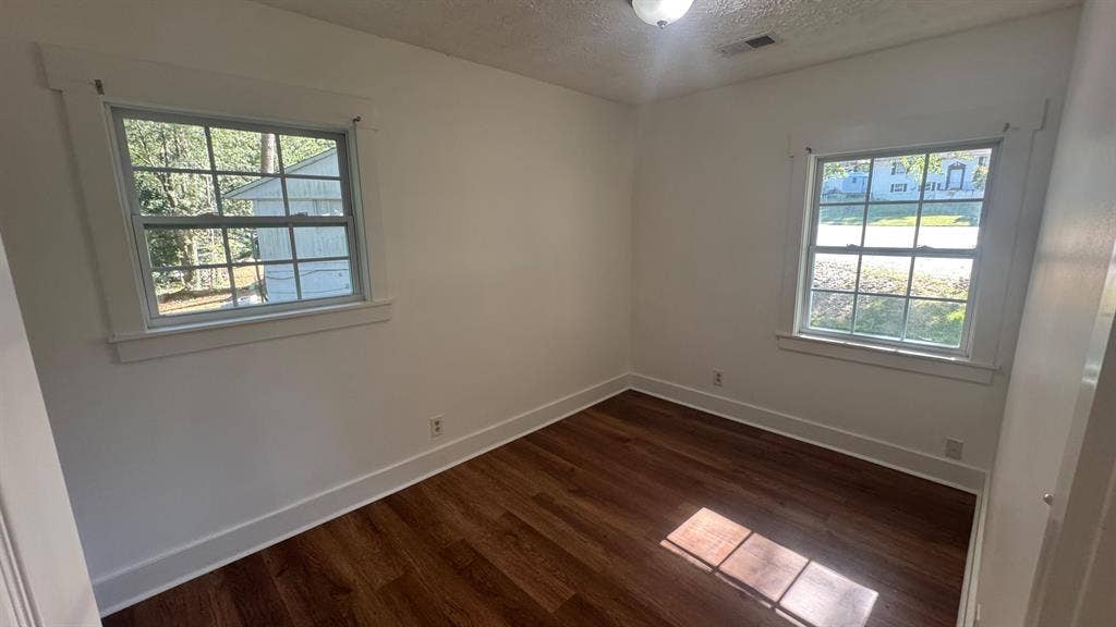 2 BR in Forest Park