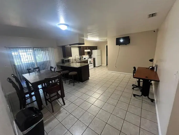 4 BR in Kissimmee