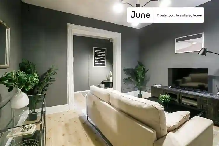 5 BR in New York City