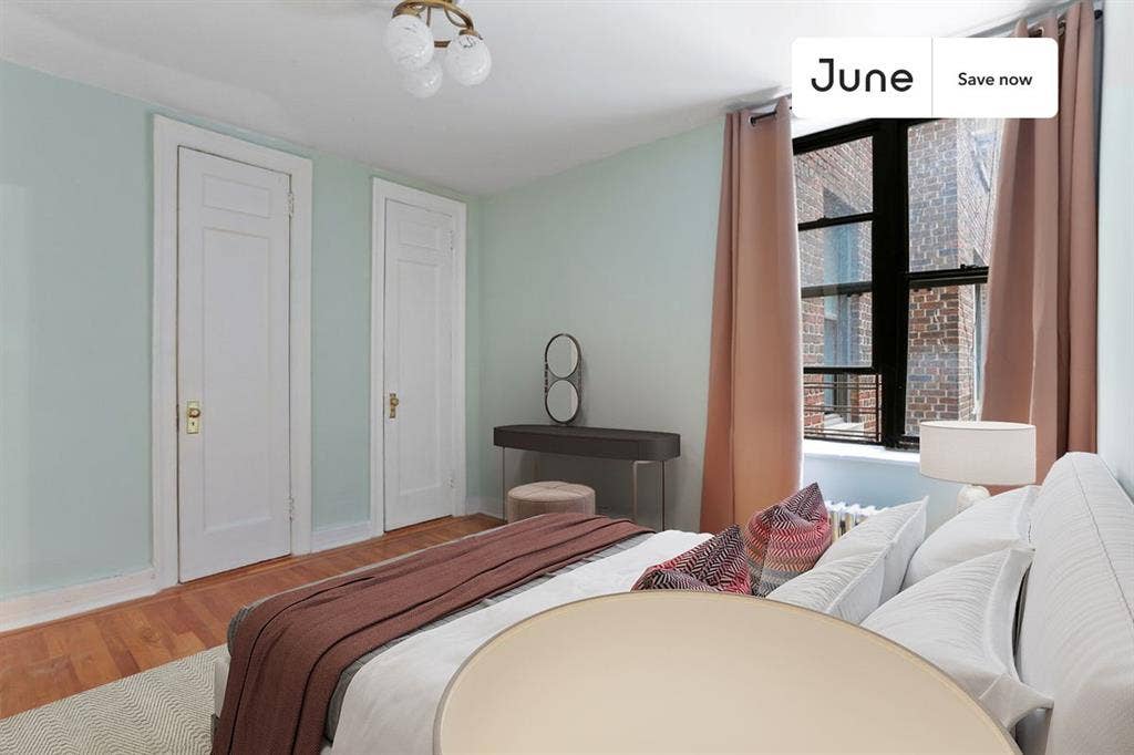 2 BR in New York City