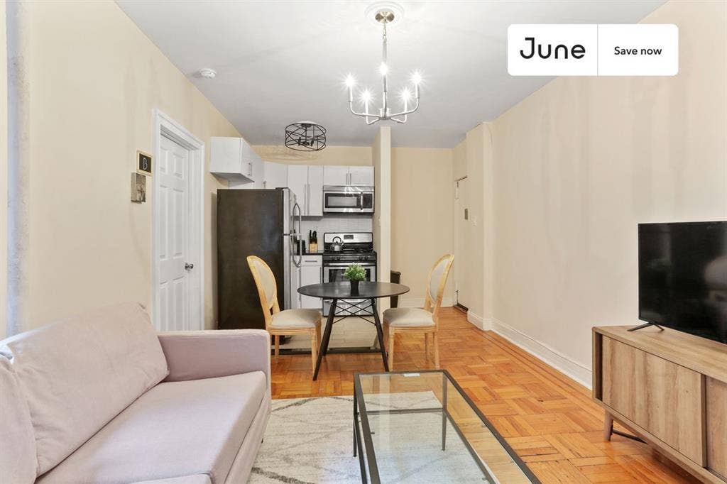 2 BR in New York City