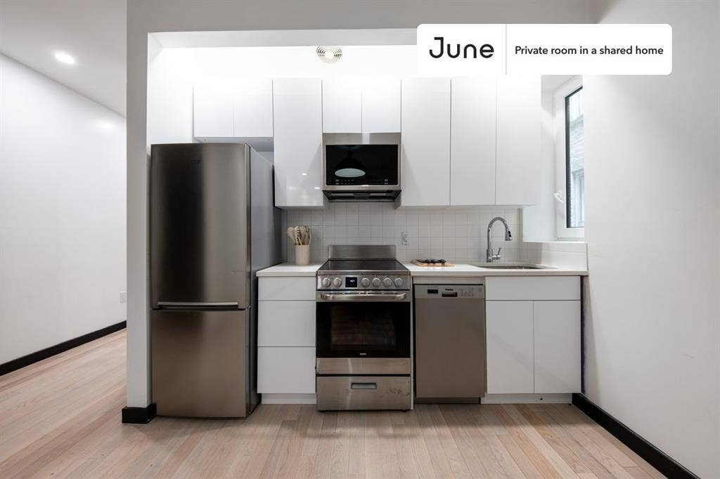 4 BR in New York City