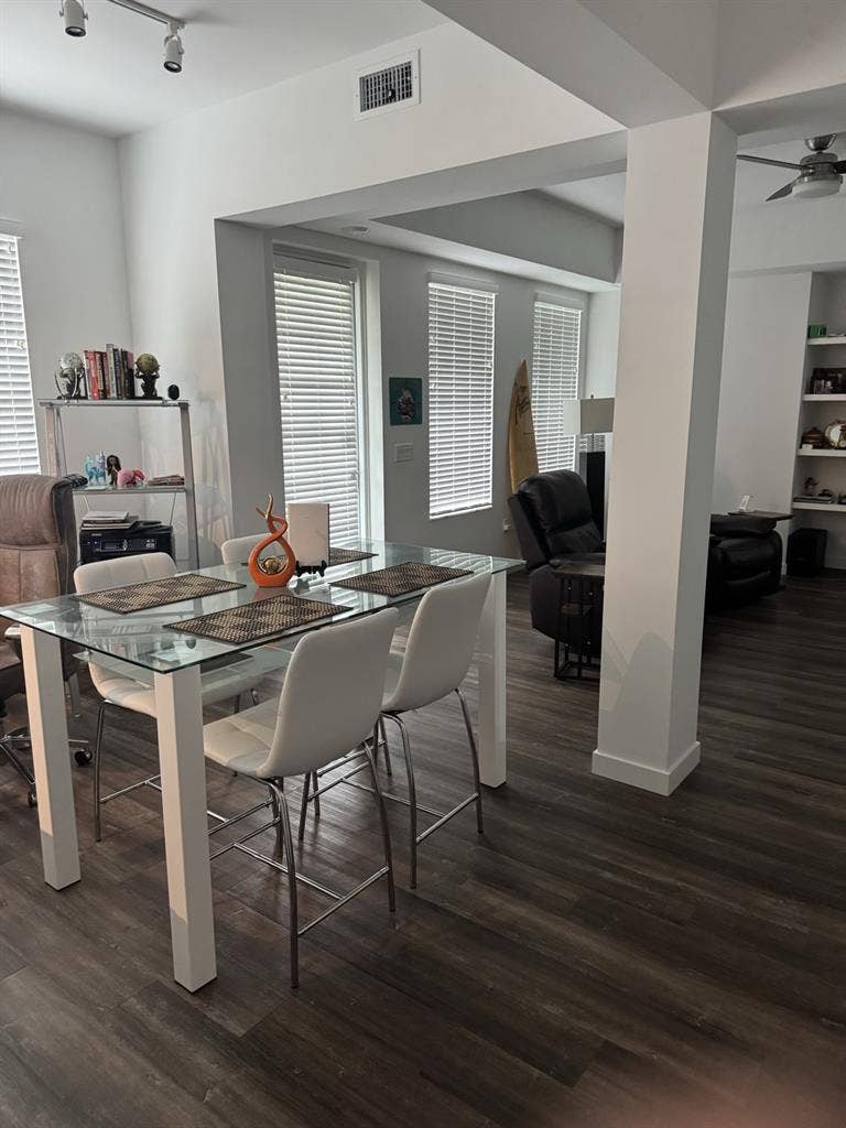 Private room, private bath garage