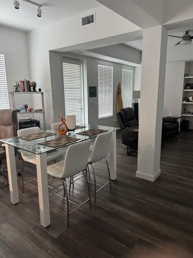 Private room, private bath garage