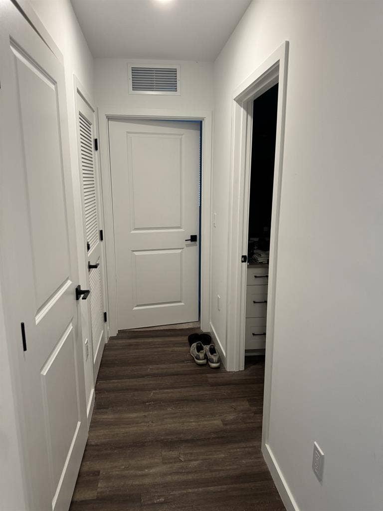 Private room, private bath garage