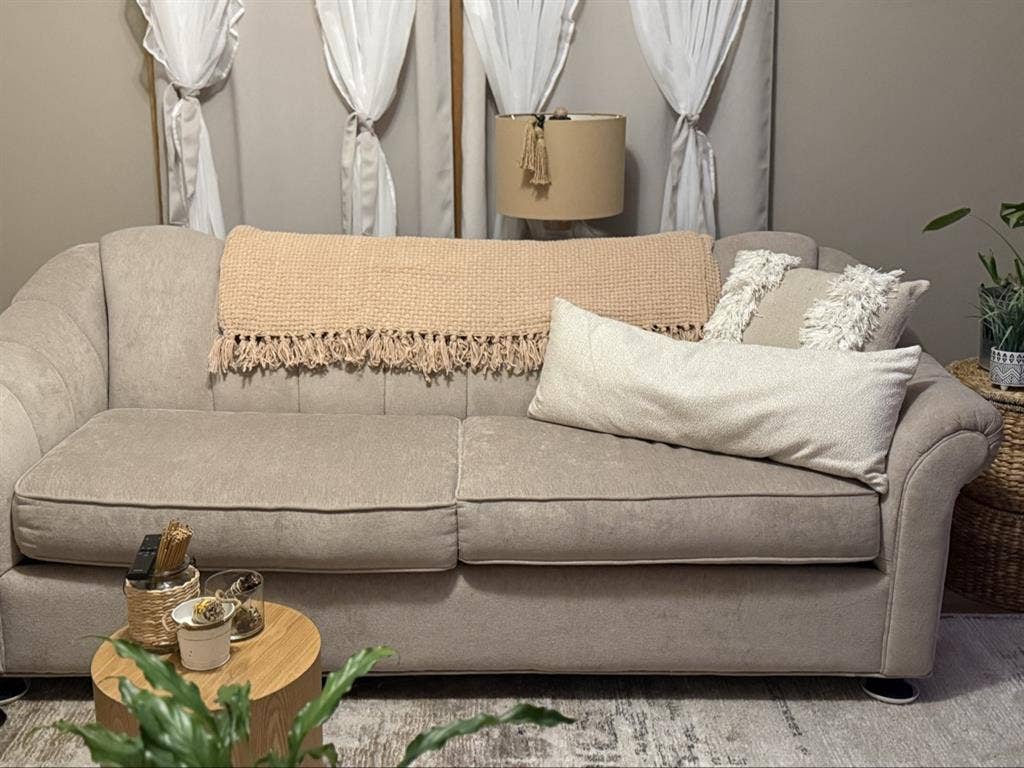 Room for Rent. No Pets.