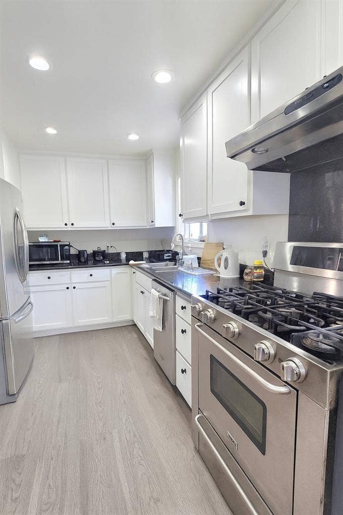 Private room for rent