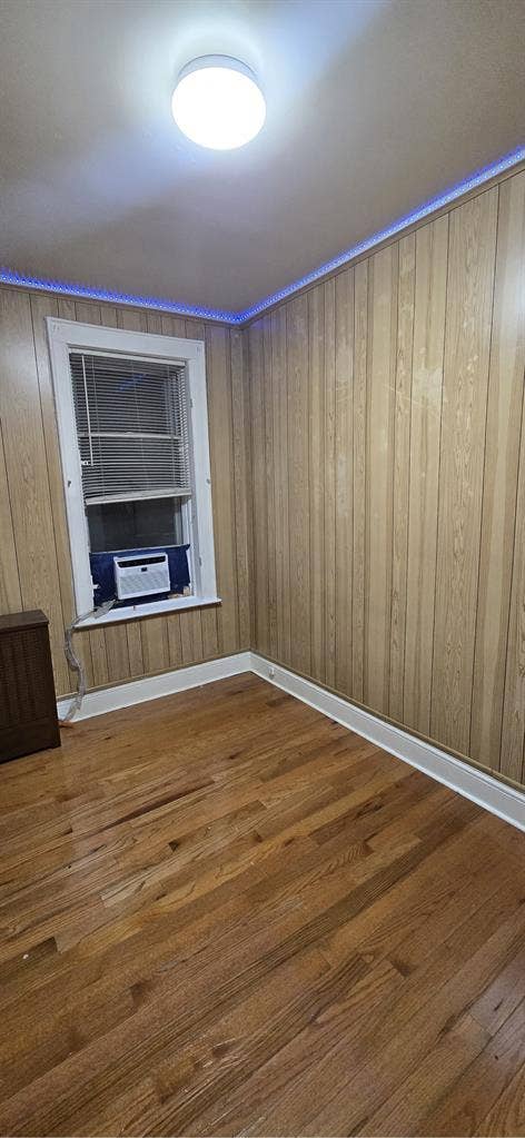 Gas electricity water included